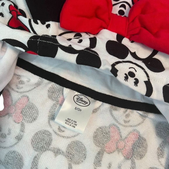 Disney Minnie & Mickey Hooded Onesie Women’s/Teen Small Cozy Lounge Jumpsuit NWT - Picture 6 of 9